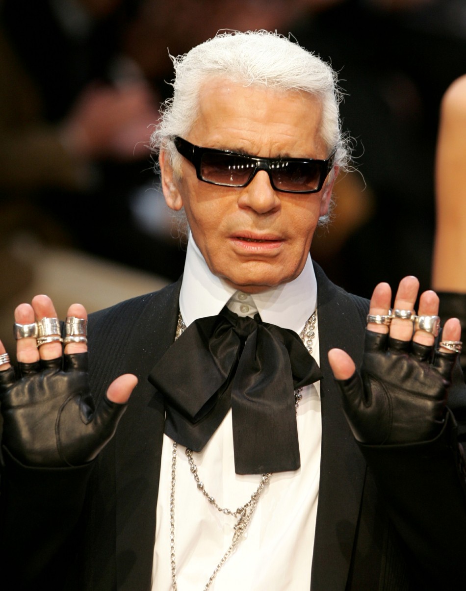 La Mode De Karl Lagerfeld : Tous Les Accessoires Qu'il Vous Faut C'est ...